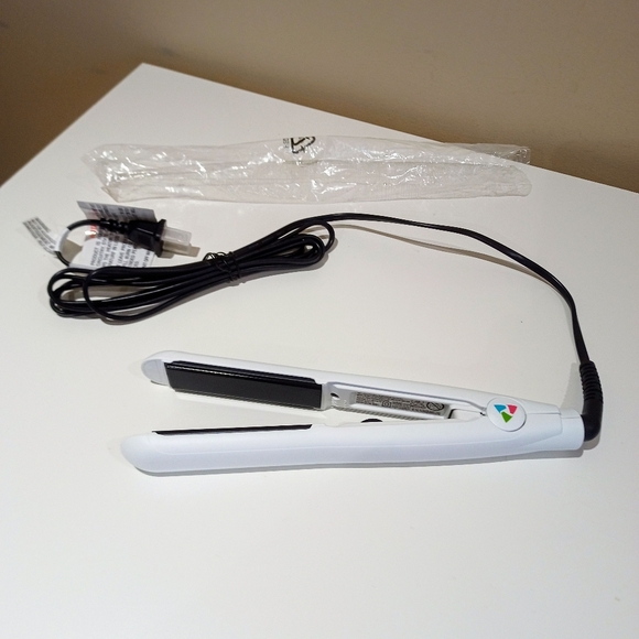 NWOT 🌺 Avanti Titanium Flat Iron Floating Plates 1" 450°F White - Picture 4 of 16